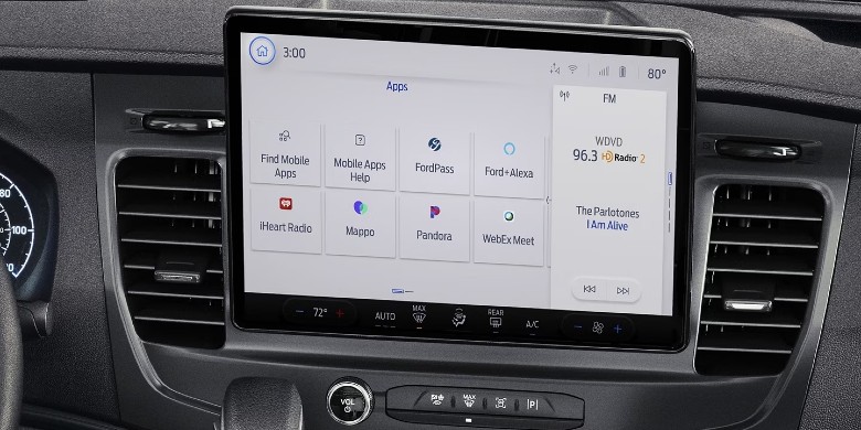 Interior technology in the 2023 Ford Transit