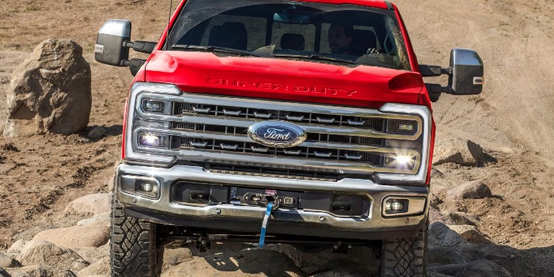 Front exterior view of the 2025 Ford F-250 Super Duty