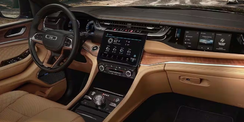 Interior front seat view in the 2025 Jeep Grand Cherokee
