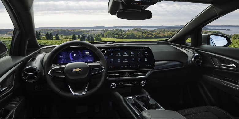 Interior front dash view in the 2026 Chevrolet Equinox EV