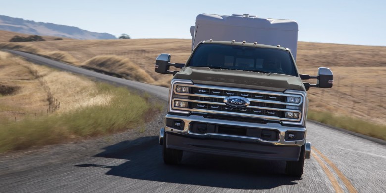 Interior front dash view in the 2026 Ford Super Duty® F-350®
