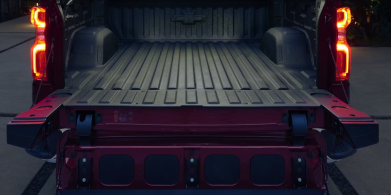 Interior front dash view in the 2026 Chevrolet Silverado 1500