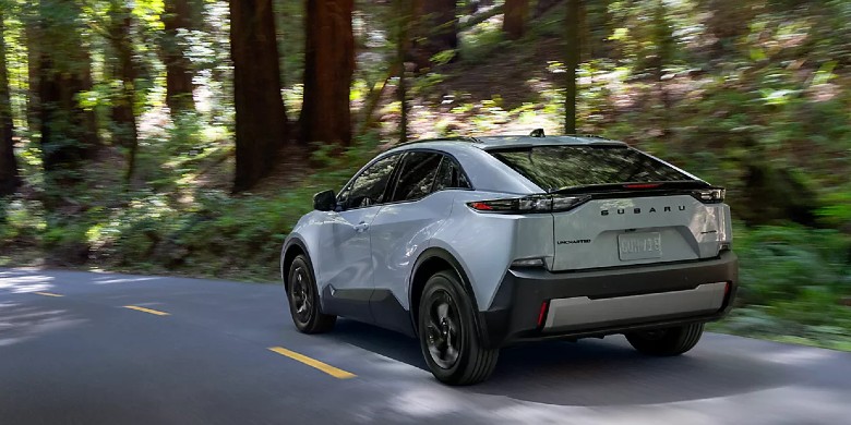 2026 Subaru Uncharted Awards