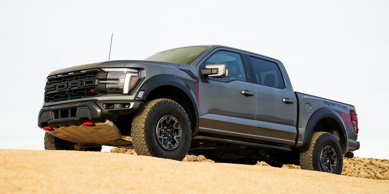 2027 Ford F-150 Raptor desert front