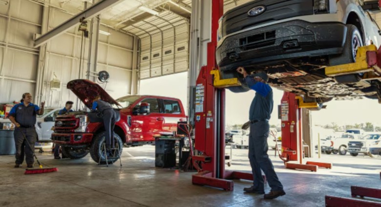 Certified Ford service center near St. Charles, MO