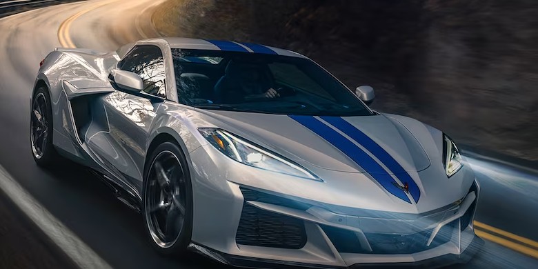 Front exterior view of the 2024 Chevrolet Corvette E-Ray