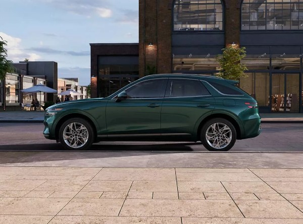2024 Genesis GV70 2.5T AWD Select