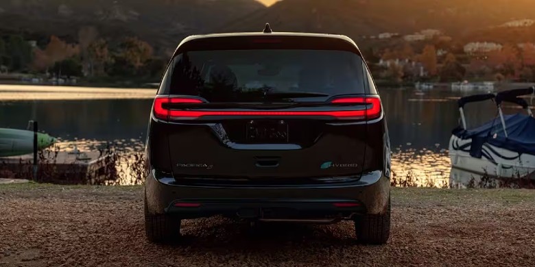 Rear exterior view of the 2024 Chrysler Pacifica Plug-In Hybrid