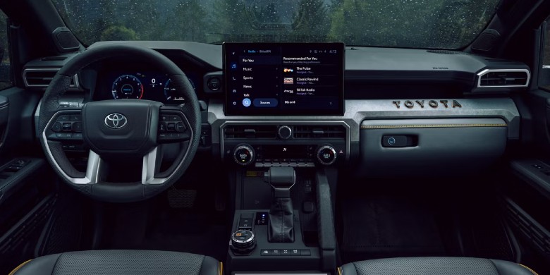 Interior front dash view in the 2025 Toyota 4Runner