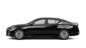 Side exterior view of the 2025 Nissan Altima SV for sale near Milwaukee
