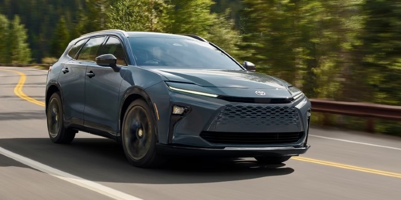 2025 Toyota Crown Signia 