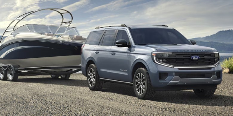 Ford Expedition with three rows of seating