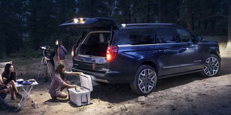 2025 Ford Expedition technology display