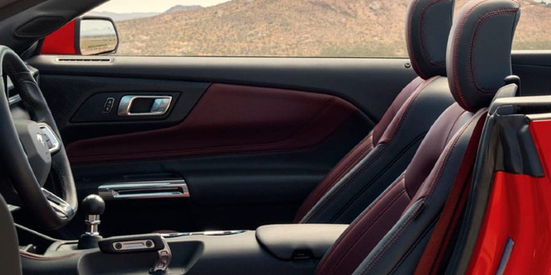 Front exterior view of the 2025 Ford Mustang