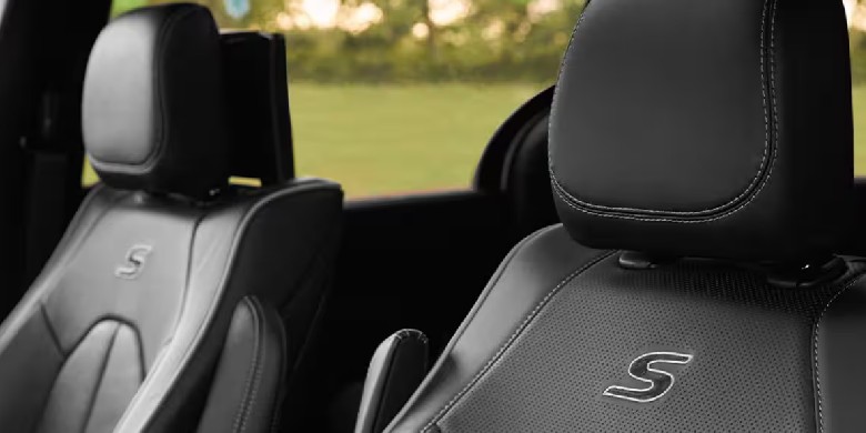 2025 Pacifica Plug-In Hybrid 