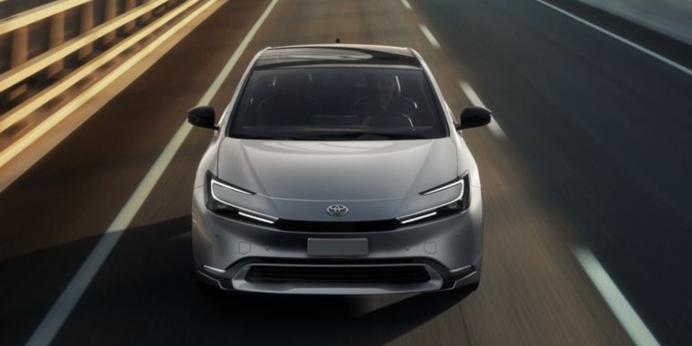 2025 Toyota prius 