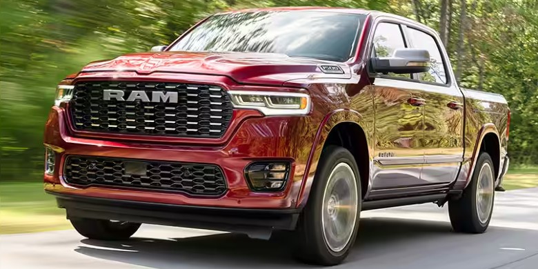Interior tech in the 2025 RAM 1500