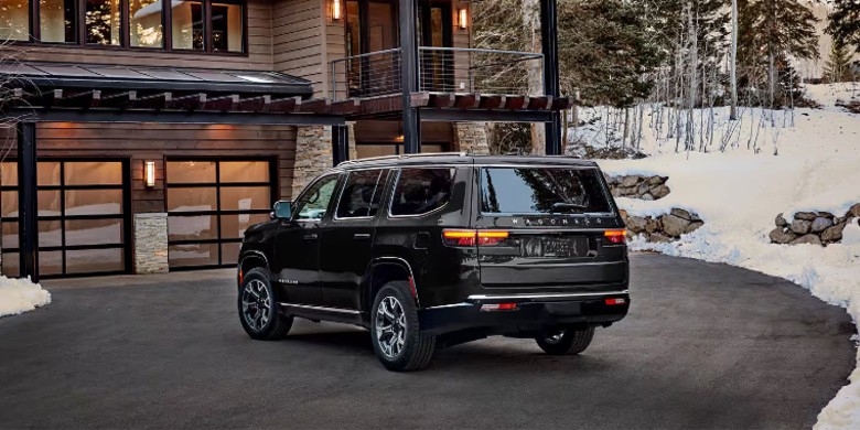 Interior front dash view in the 2025 Wagoneer