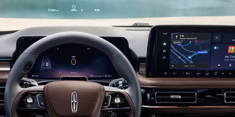 View of the interior technology inside the 2026 Lincoln Aviator
