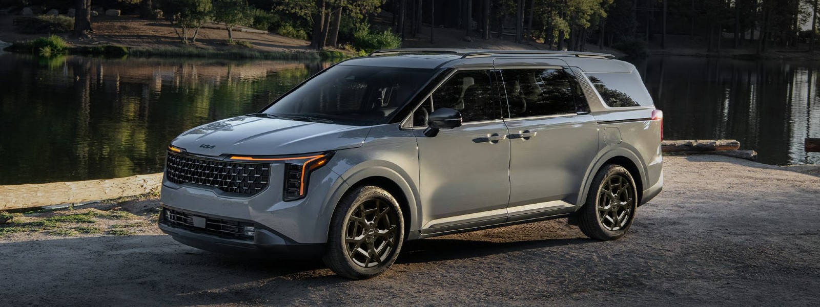 2026 Kia Carnival MPV Hybrid  