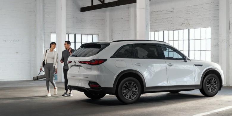 2026 Mazda CX-70 Plug-In Hybrid 