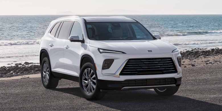 front exterior view of a 2025 Buick Enclave for sale in Phoenix, AZ