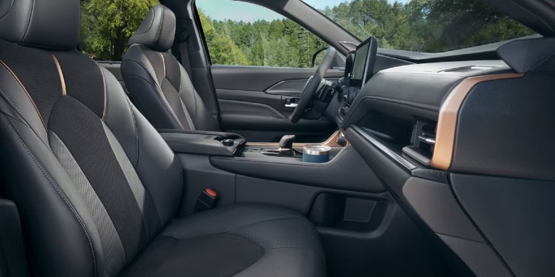 2026 Toyota Grand Highlander Awards
