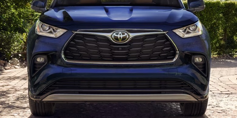 2026 Toyota Highlander Hybrid  