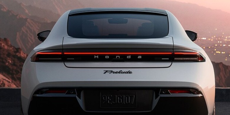 2026 Honda Prelude Winter Frost Pearl rear city overlook