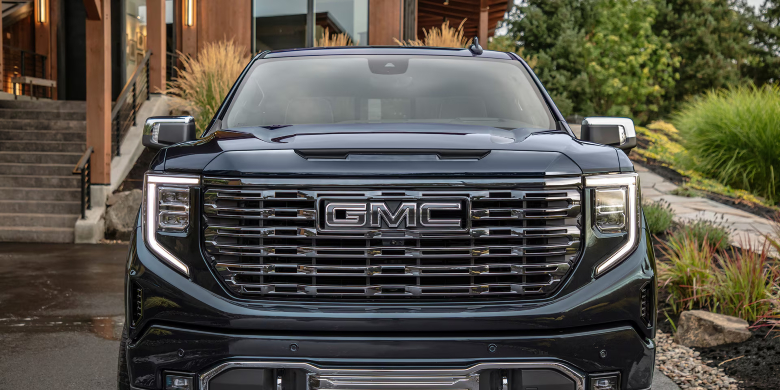 Vader Chrome grille and wheels