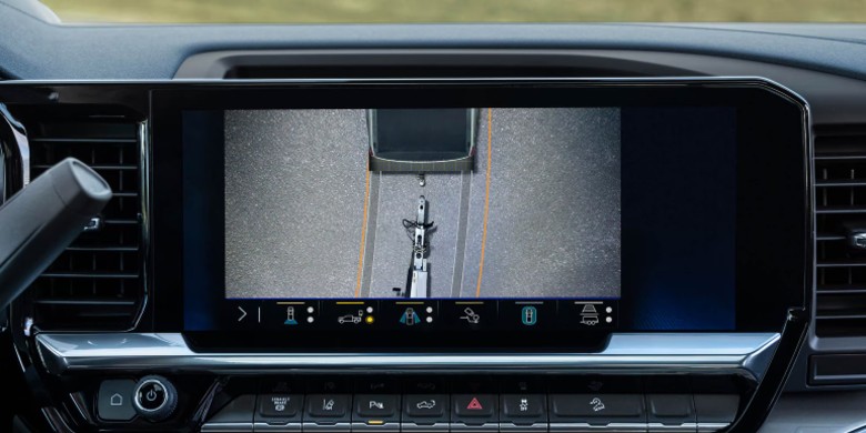 Interior front dash view in the 2026 Chevrolet Silverado 2500 HD 