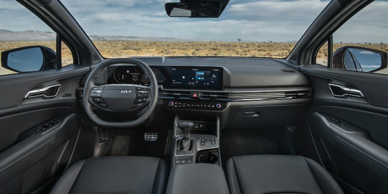 interior tech inside a 2026 Kia Sportage for sale in Racine, WI