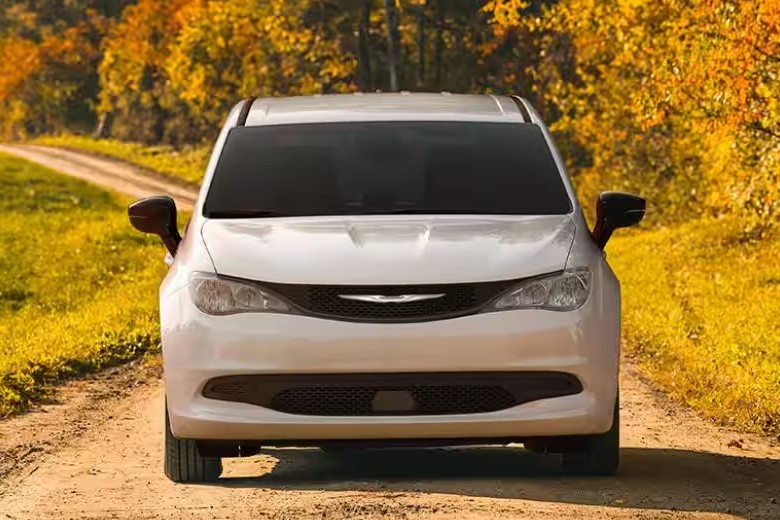 2026 Chrysler Voyager