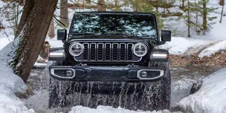 Front exterior view of the 2026 Jeep wrangler