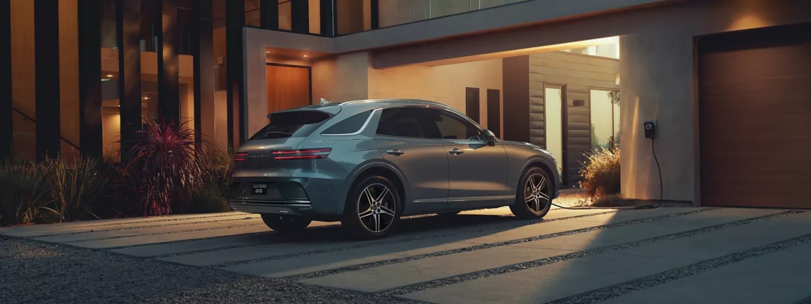 2027 Genesis Electrified GV70