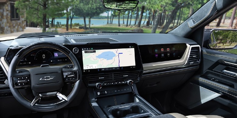 2027 Chevrolet Silverado 1500 High Country interior dashboard near Kaufman TX