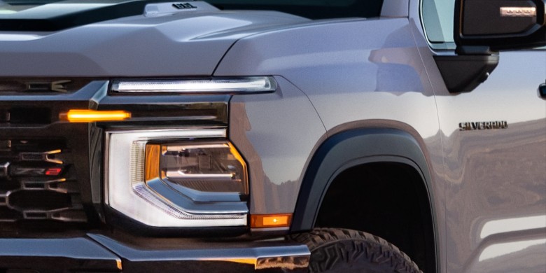 2027 Chevrolet Silverado 1500 signature LED headlamps