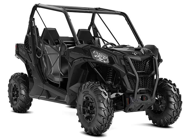 Front exterior view of the 2025 Can-Am Maverick trail