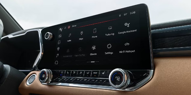 GMC infotainment and connectivity technology